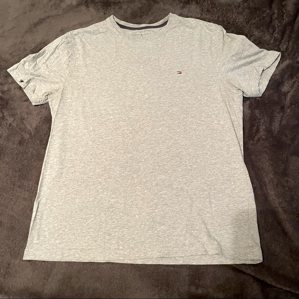 TOMMY HILFIGER Gray Short Sleeve T Shirt Size Large